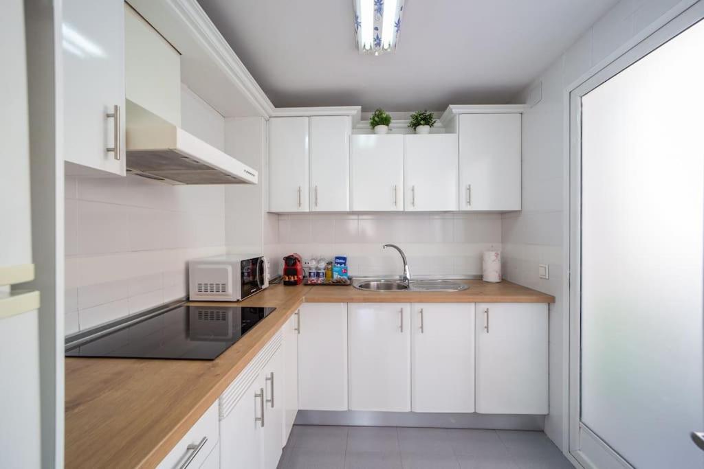 Central And Beautiful Apartment - Free Parking Μάλαγα Εξωτερικό φωτογραφία